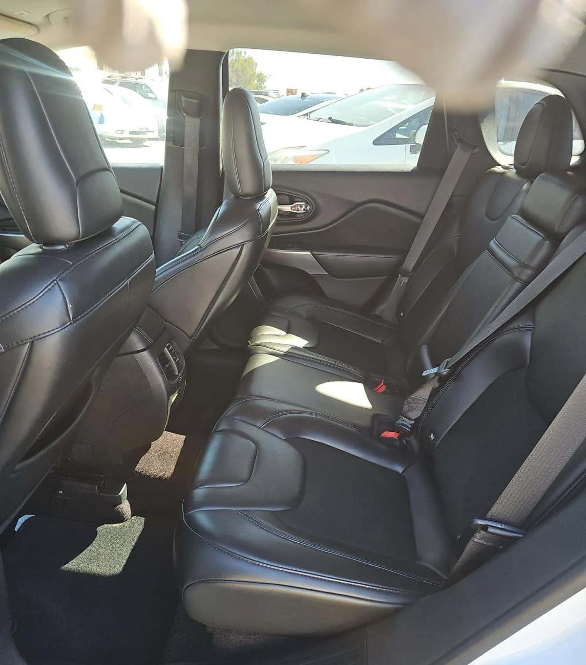 2019 JEEP CHEROKEE LATITUDE Plus 7
