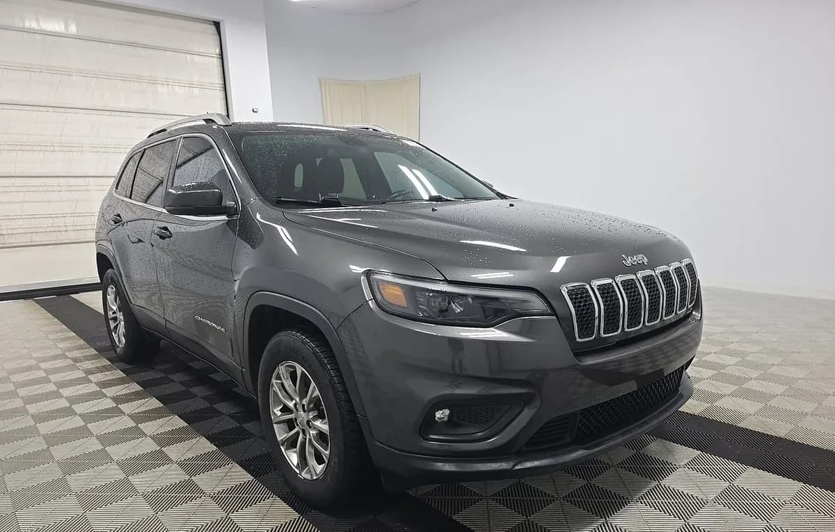2019 JEEP CHEROKEE LATITUDE PLUS 4