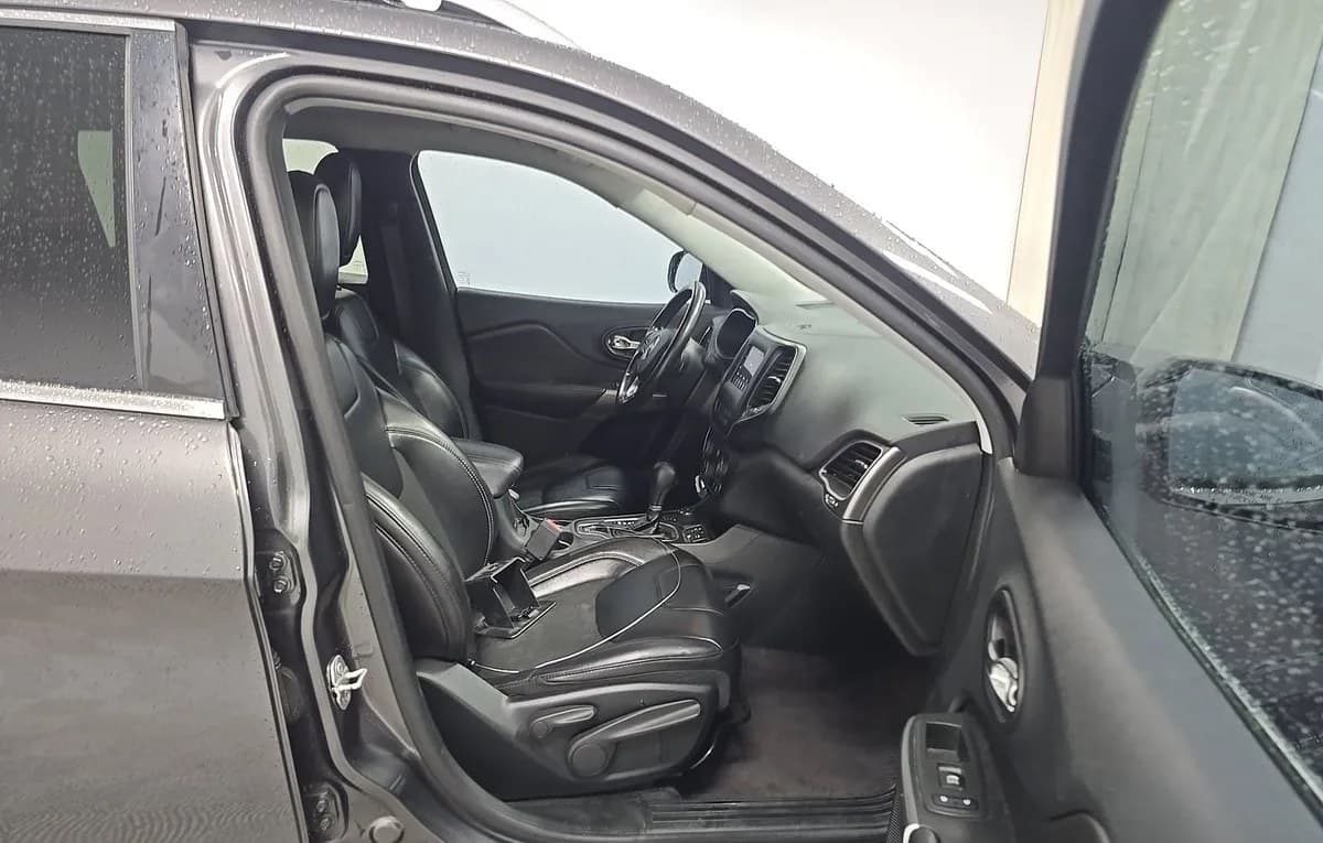 2019 JEEP CHEROKEE LATITUDE PLUS 5