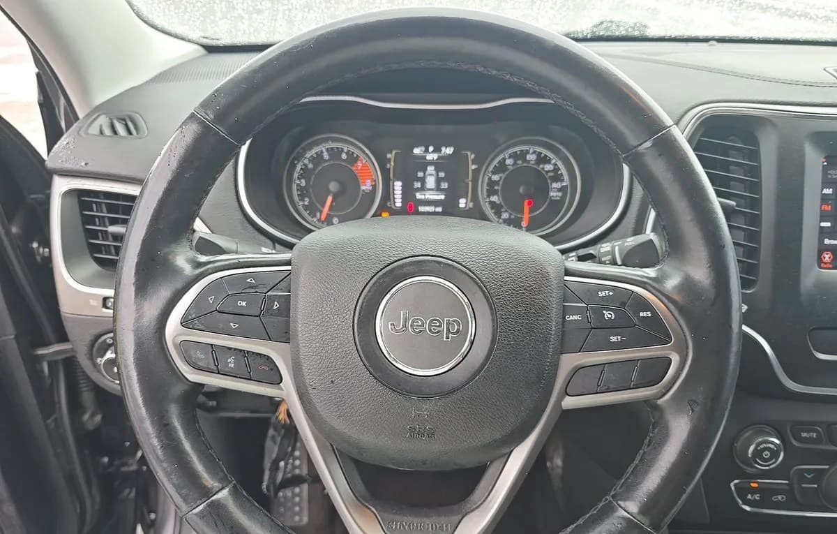 2019 JEEP CHEROKEE LATITUDE PLUS 7