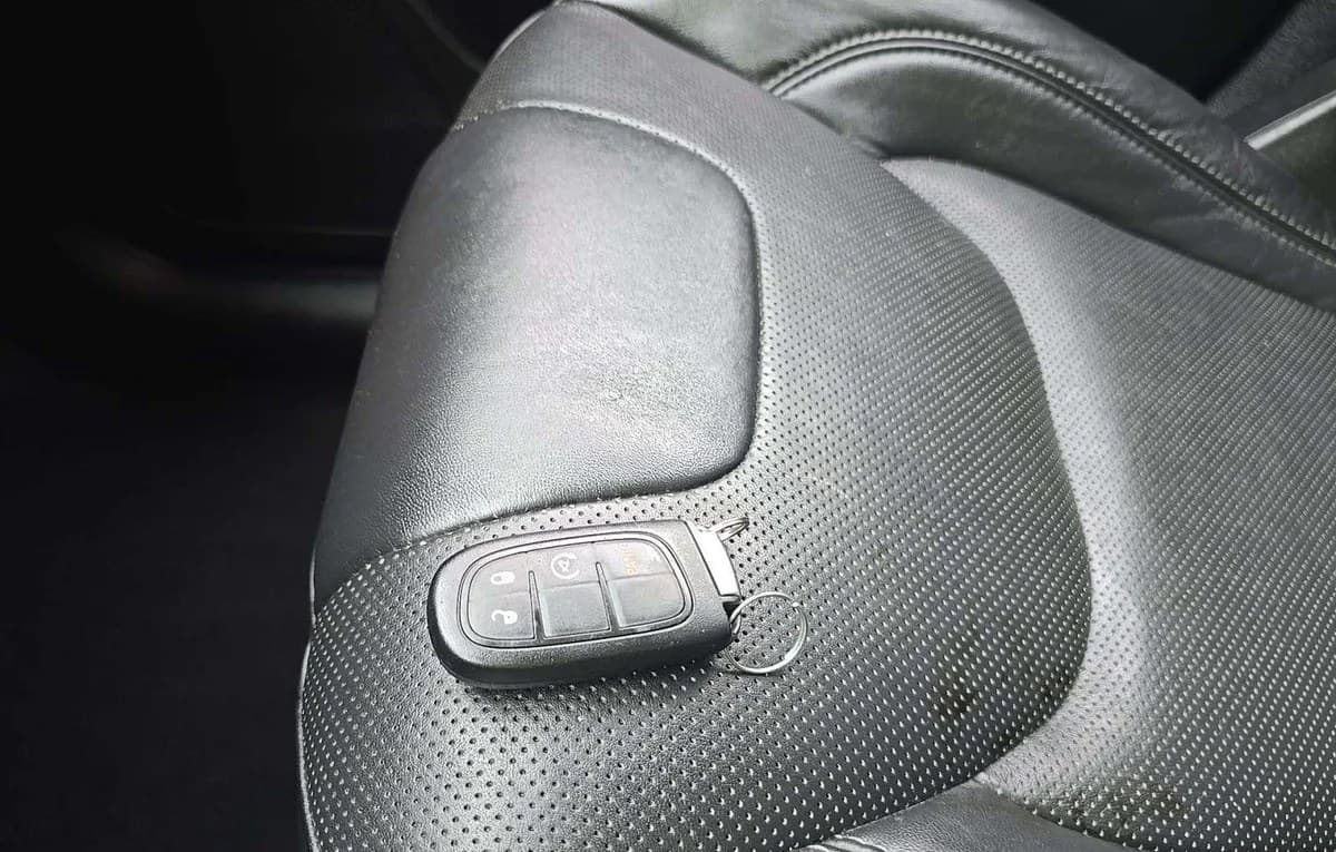 2021 JEEP CHEROKEE LATITUDE Lux 5