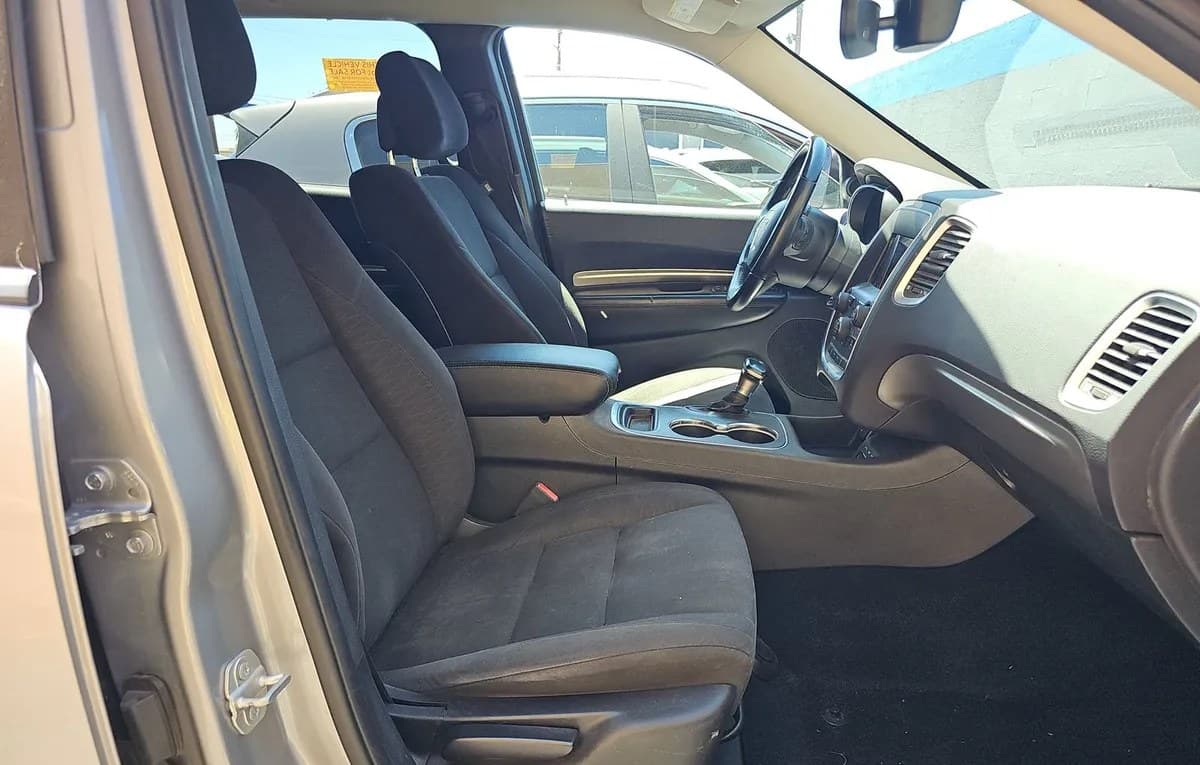 2019 DODGE DURANGO SXT 5