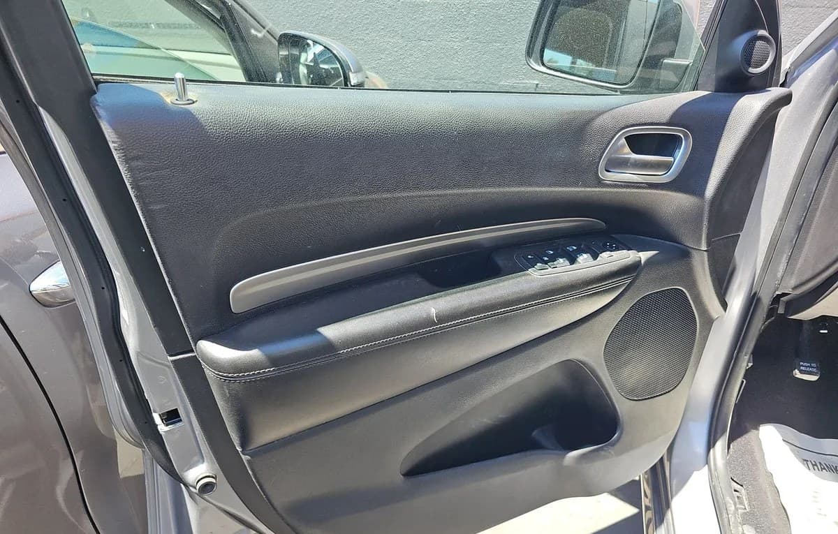 2019 DODGE DURANGO SXT 6