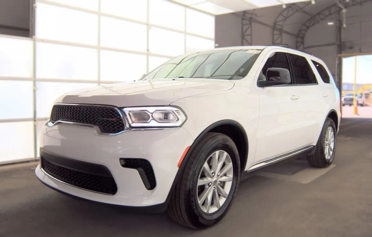 2023 DODGE DURANGO SXT 2
