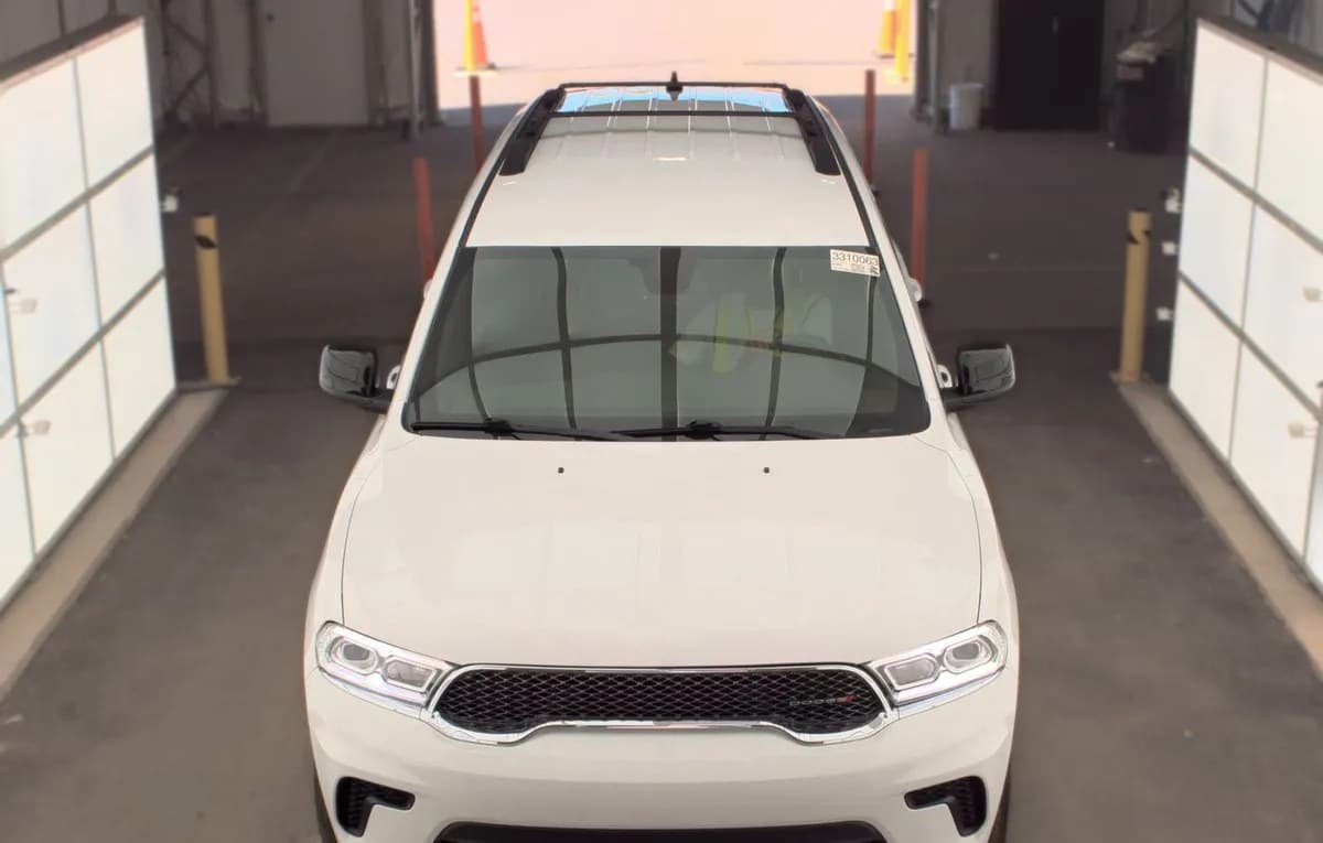 2023 DODGE DURANGO SXT 3