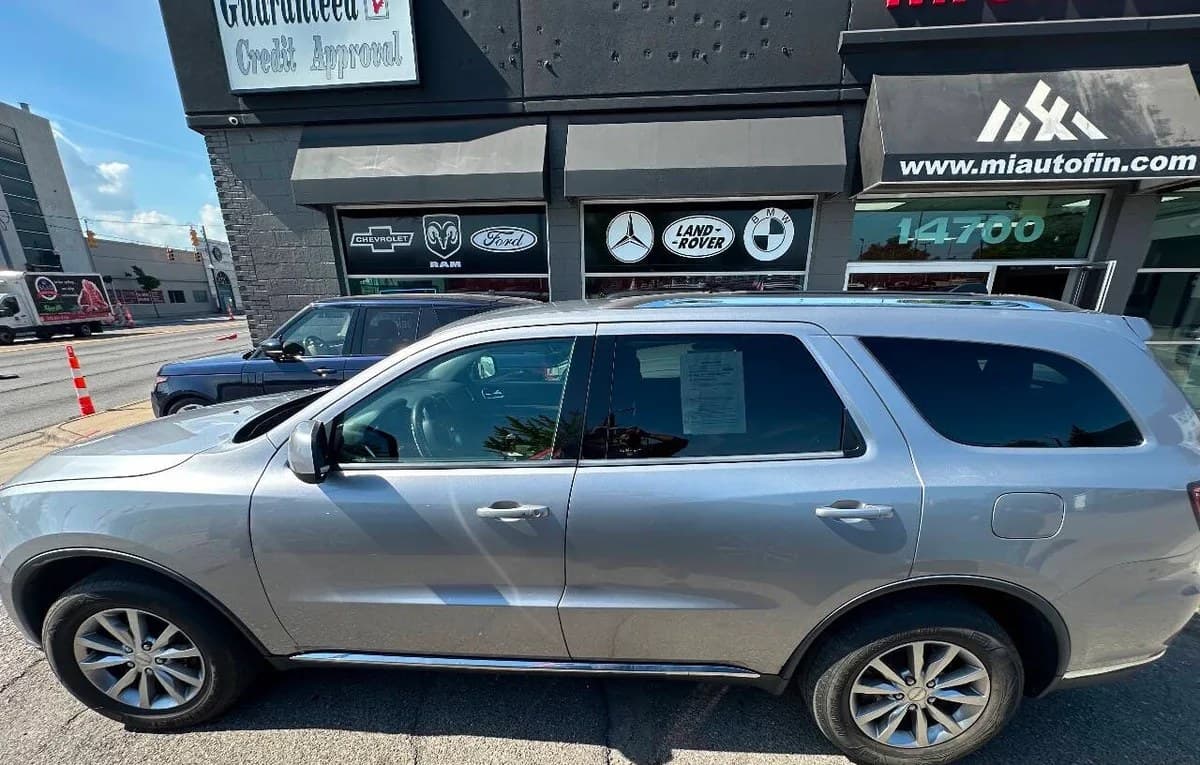 2017 DODGE DURANGO SXT 6