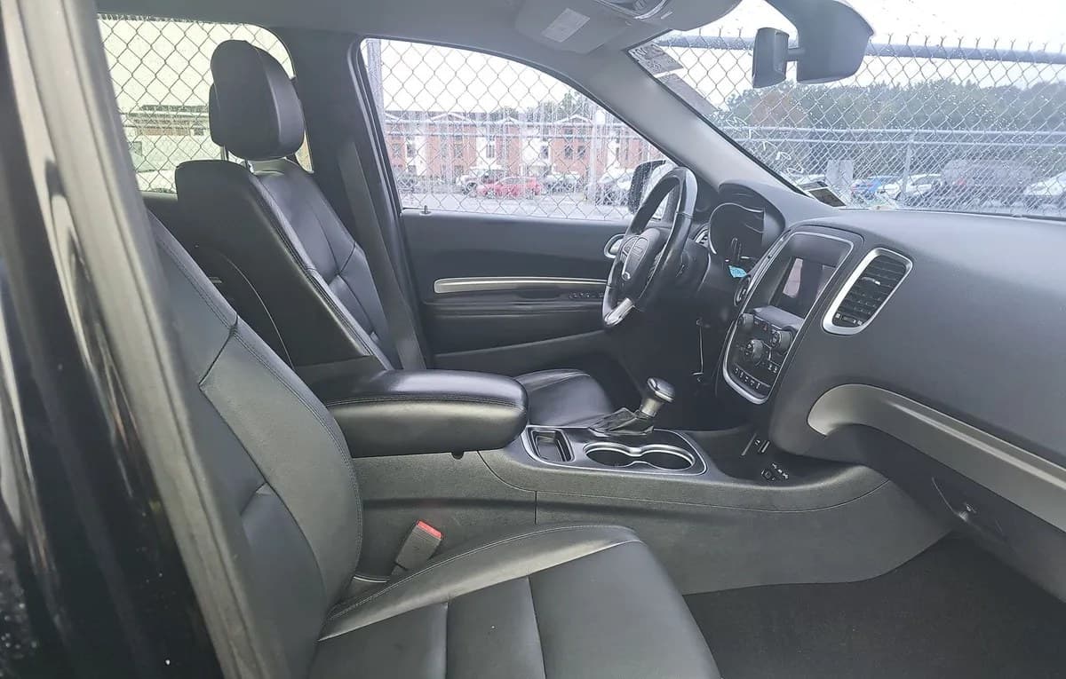 2019 DODGE DURANGO SXT Plus 5