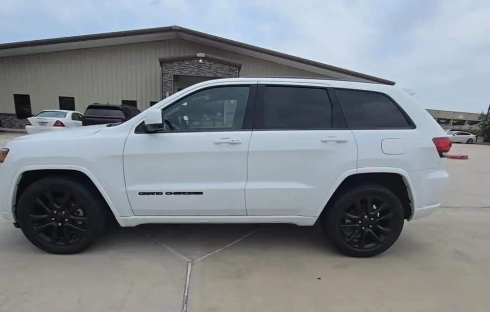 2021 JEEP GRAND CHEROKEE LAREDO X 4