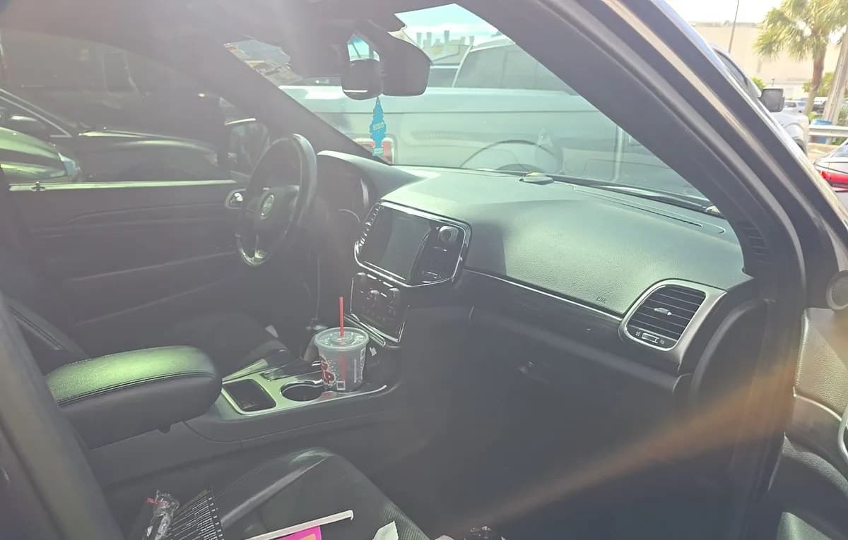 2019 JEEP GRAND CHEROKEE LAREDO E Edition 5