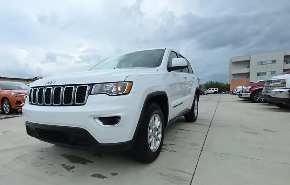 2020 JEEP GRAND CHEROKEE LAREDO E Edition 2