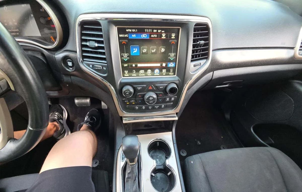 2017 JEEP GRAND CHEROKEE Laredo 7