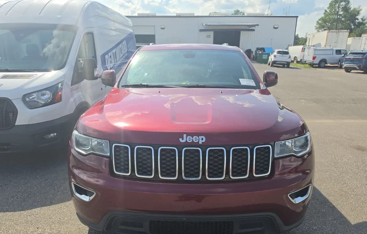2021 JEEP GRAND CHEROKEE LAREDO E Edition 3