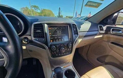 2017 JEEP GRAND CHEROKEE Limited 7