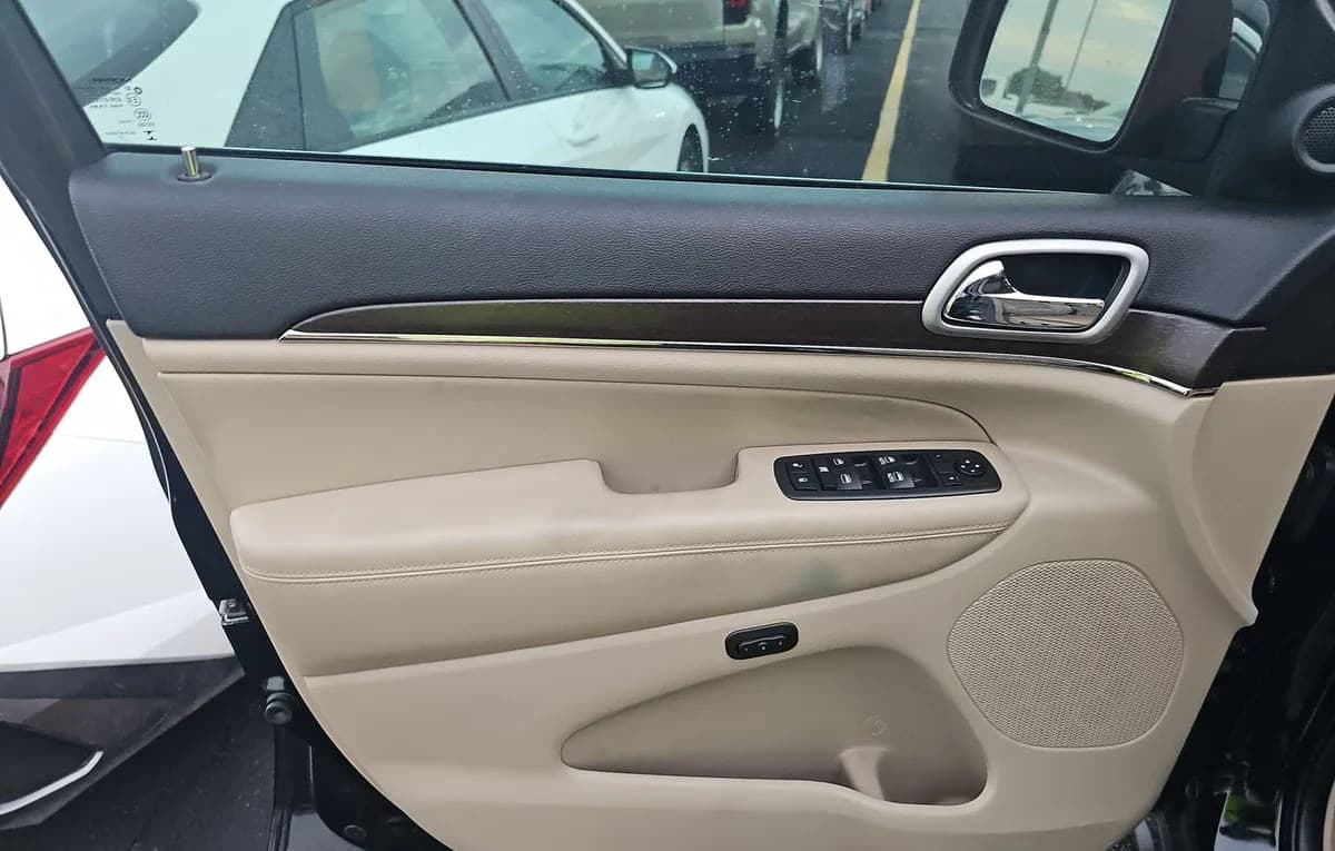 2018 JEEP GRAND CHEROKEE Limited 6