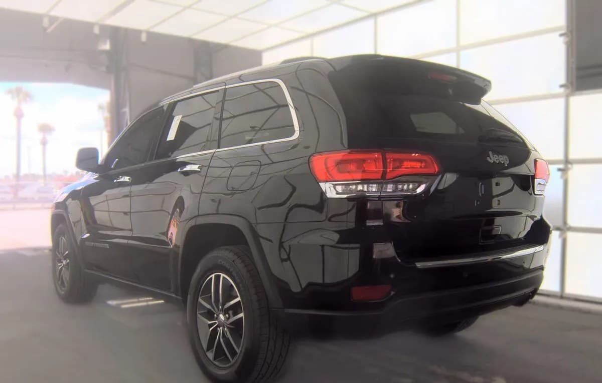 2017 JEEP GRAND CHEROKEE LIMITED 5