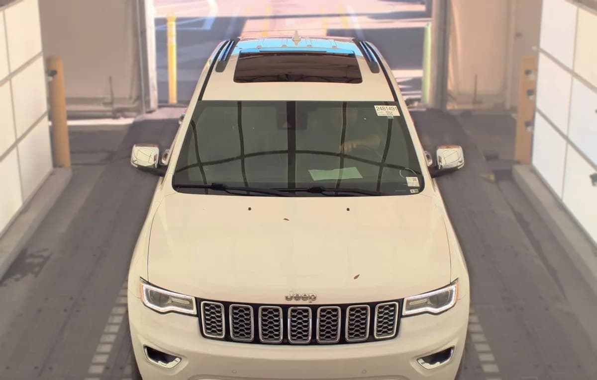 2019 JEEP GRAND CHEROKEE Overland 3