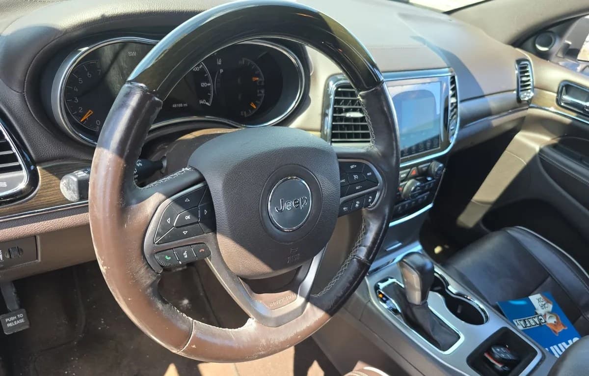 2019 JEEP GRAND CHEROKEE Overland 7
