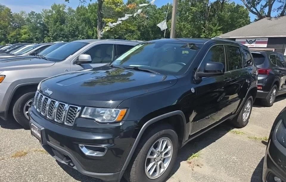 2019 JEEP GRAND CHEROKEE LAREDO E Edition 2