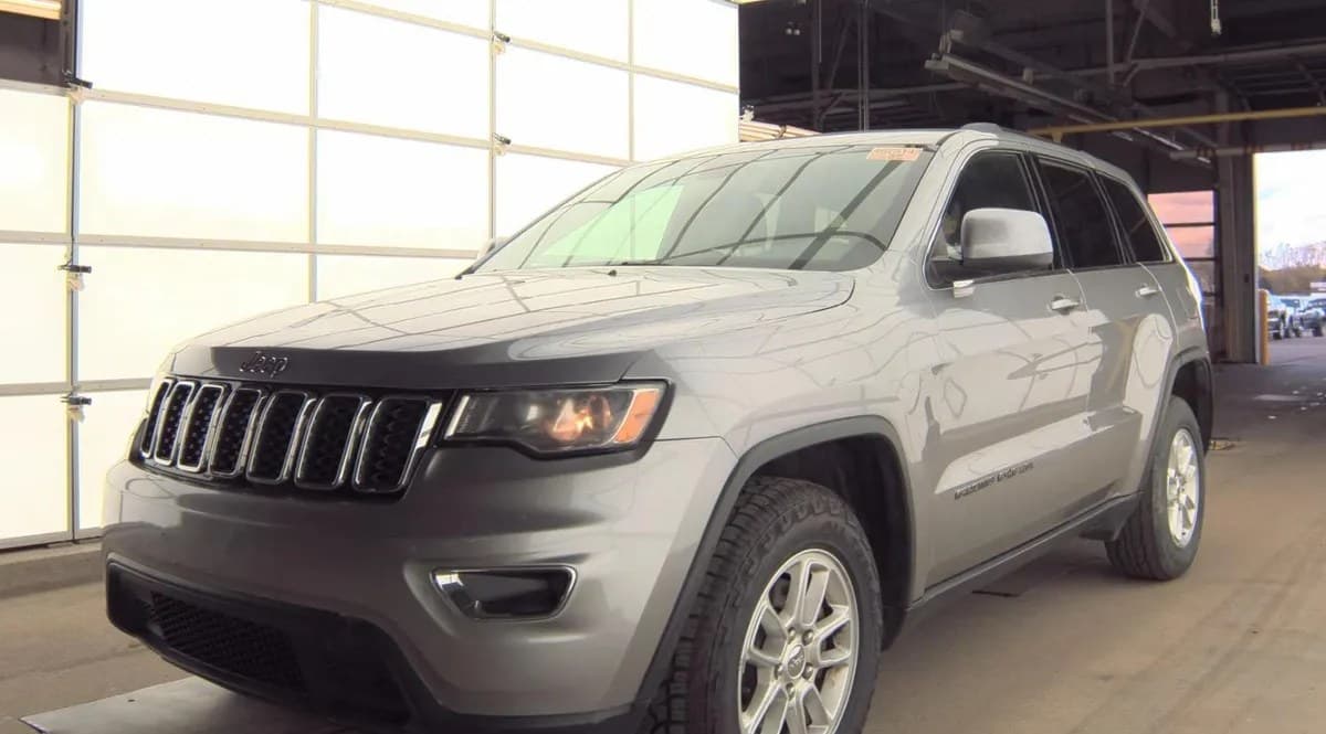 2018 JEEP GRAND CHEROKEE LAREDO E Edition 2