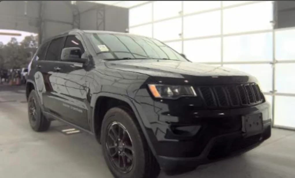2019 JEEP GRAND CHEROKEE LAREDO E Edition 4