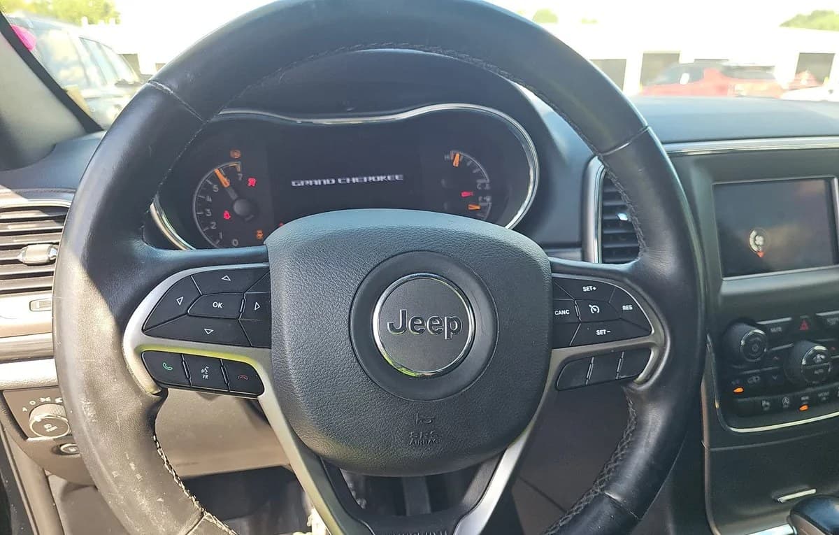 2020 JEEP GRAND CHEROKEE LAREDO E Edition 7