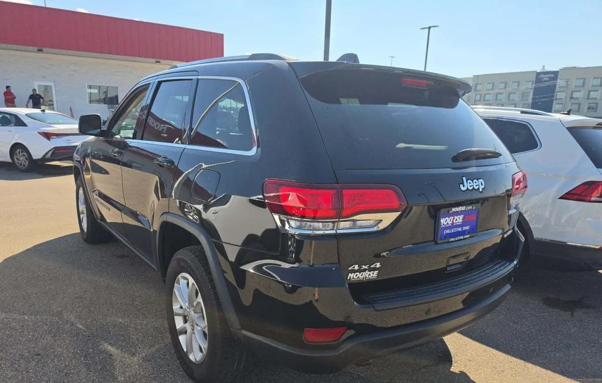 2021 JEEP GRAND CHEROKEE LAREDO E EDITION 3