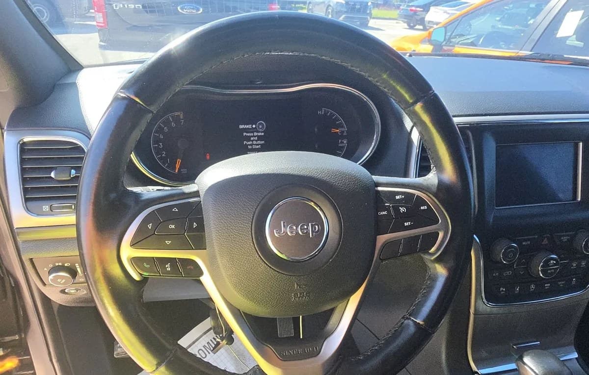 2021 JEEP GRAND CHEROKEE LAREDO E Edition 7
