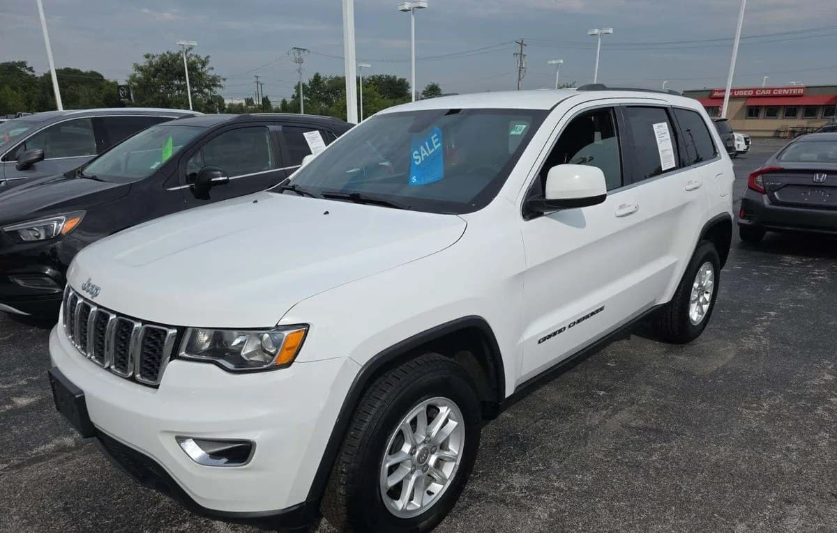 2020 JEEP GRAND CHEROKEE LAREDO E Edition 2