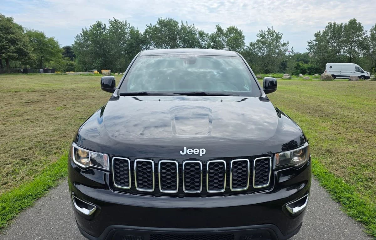 2021 JEEP GRAND CHEROKEE LAREDO E Edition 2