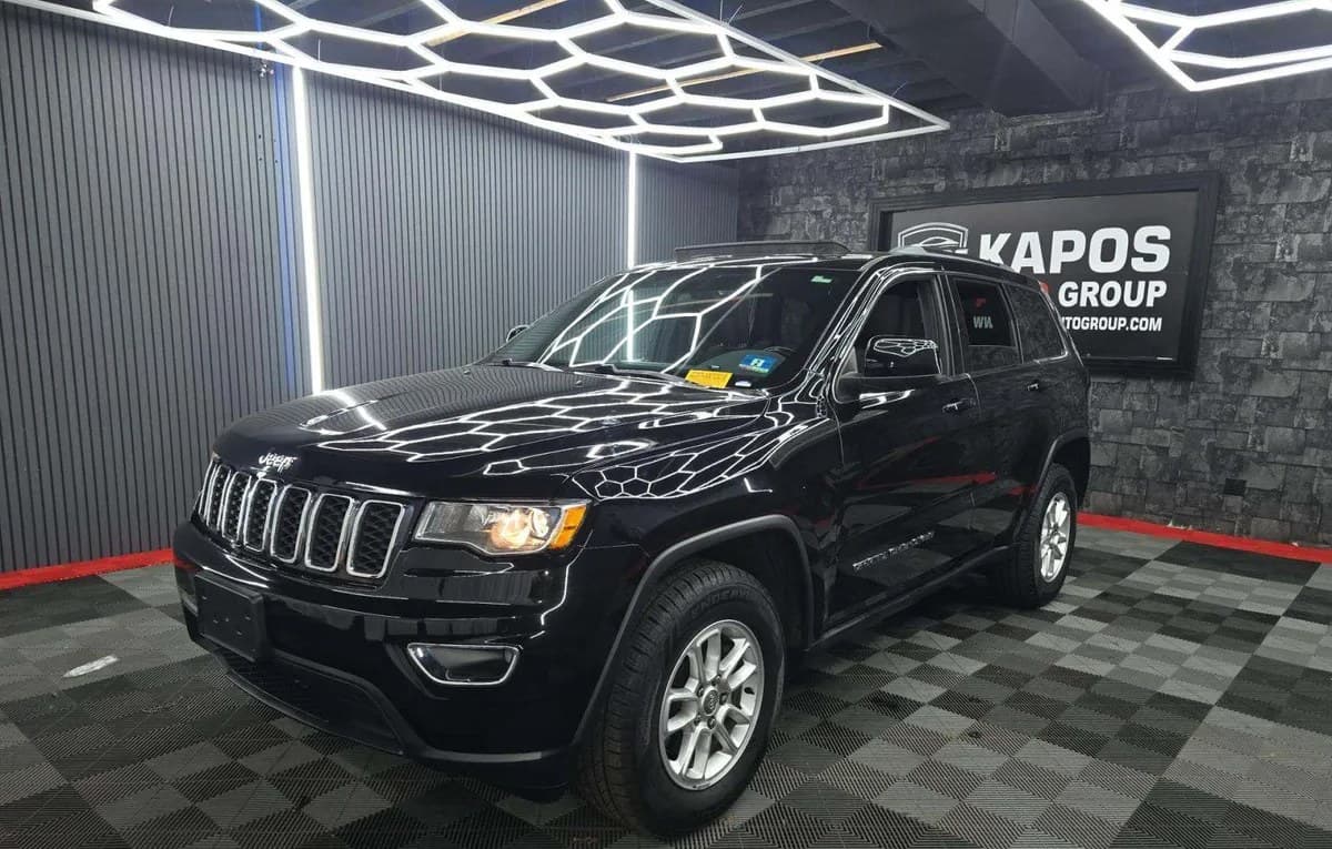 2020 JEEP GRAND CHEROKEE LAREDO E Edition 2