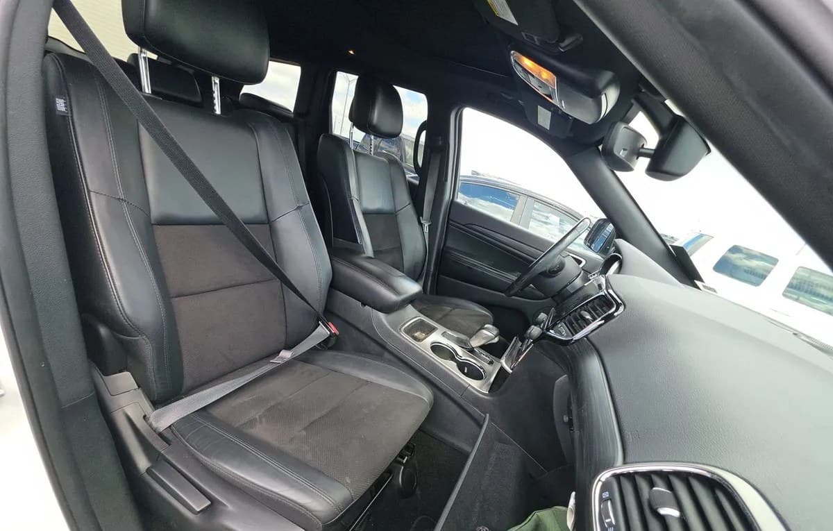 2019 JEEP GRAND CHEROKEE LAREDO ALTITUDE Edition 5
