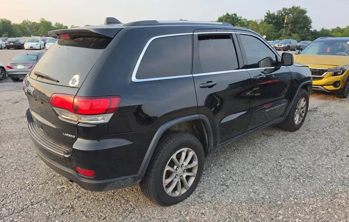 2021 JEEP GRAND CHEROKEE LAREDO E Edition 3