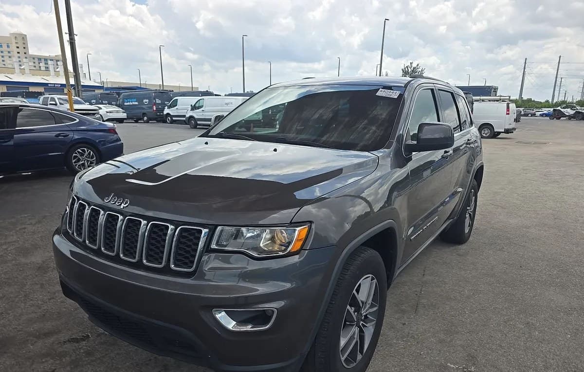 2020 JEEP GRAND CHEROKEE LAREDO E Edition 2