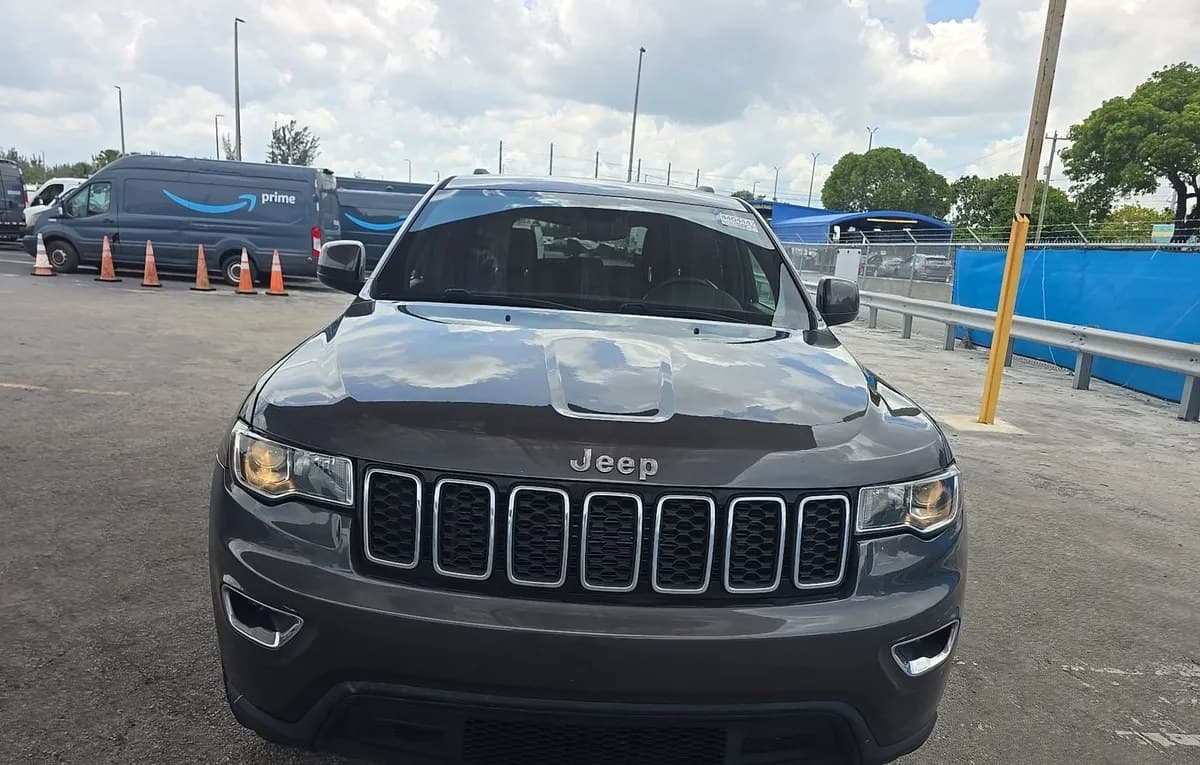 2020 JEEP GRAND CHEROKEE LAREDO E Edition 3