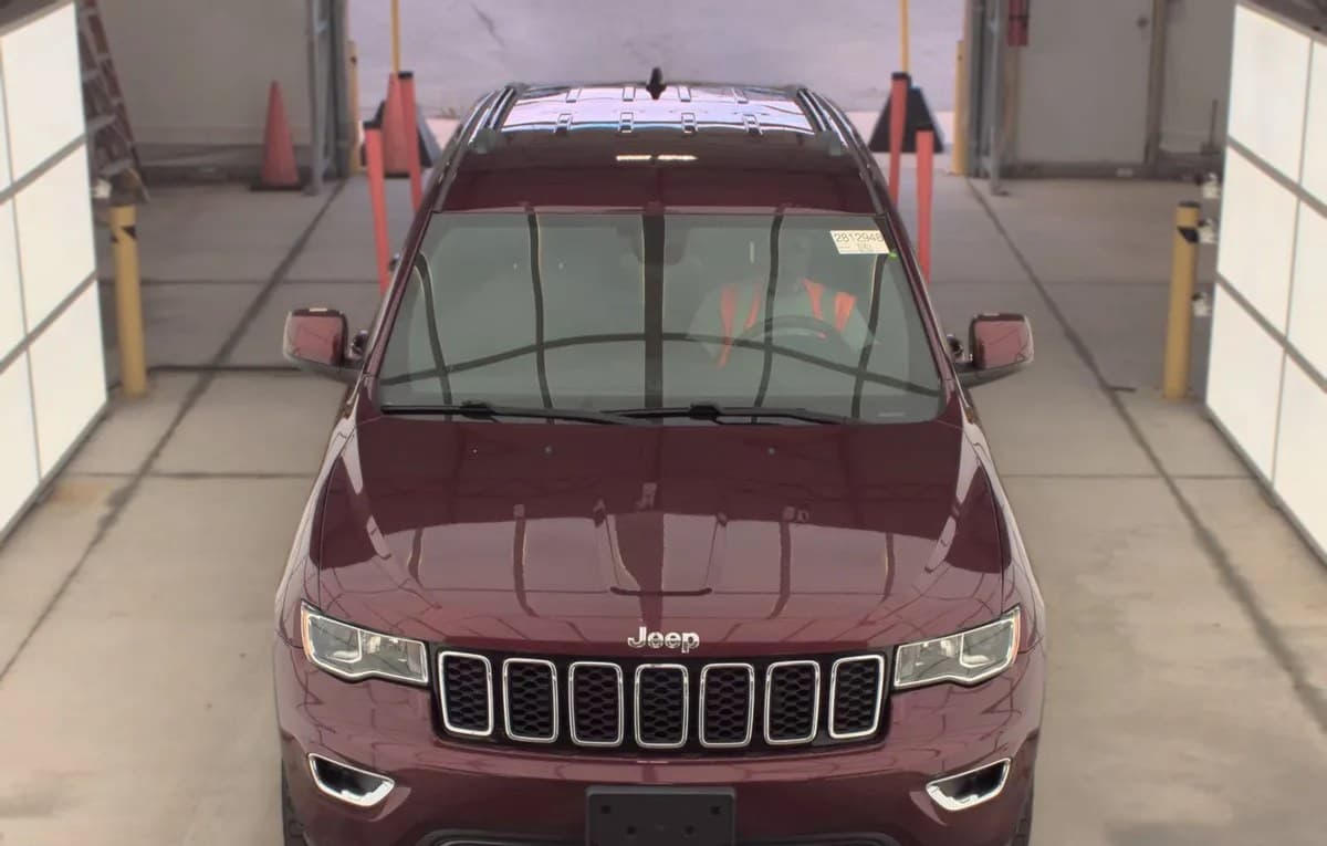 2020 JEEP GRAND CHEROKEE LAREDO E Edition 3