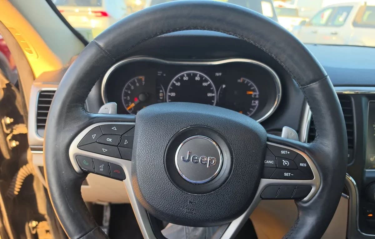 2017 JEEP GRAND CHEROKEE LIMITED 7