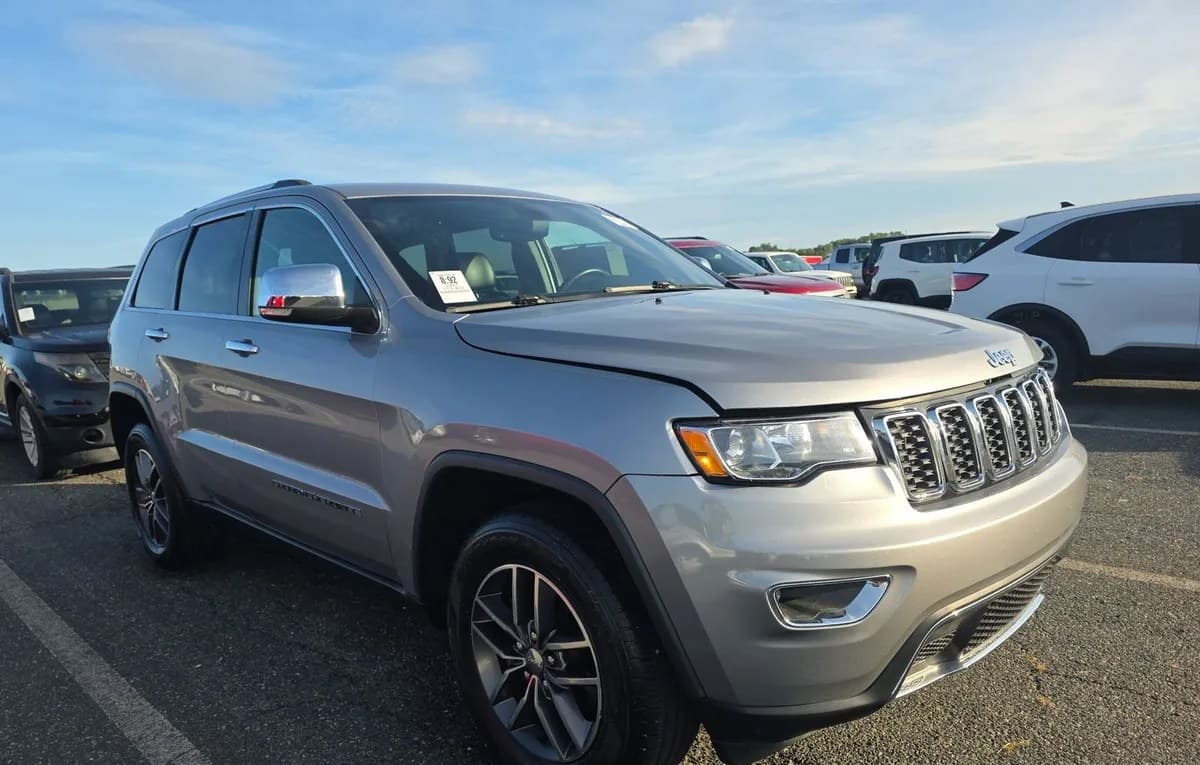 2017 JEEP GRAND CHEROKEE LIMITED 4