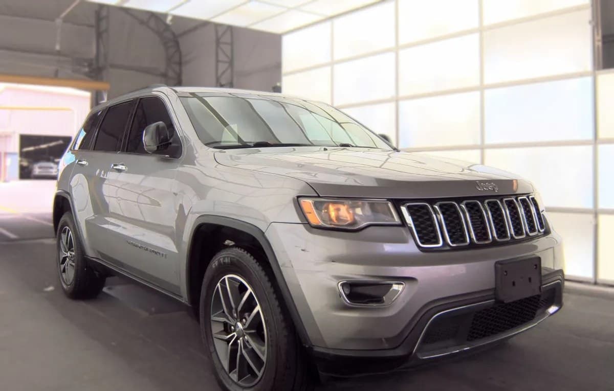 2017 JEEP GRAND CHEROKEE Limited 4