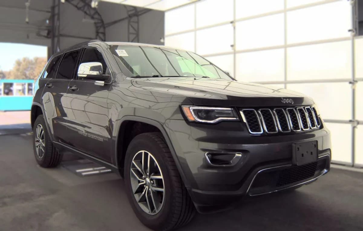2017 JEEP GRAND CHEROKEE Limited 4