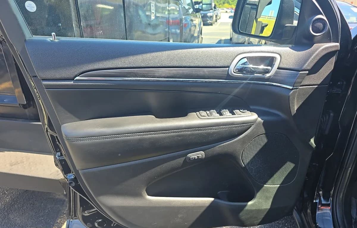 2019 JEEP GRAND CHEROKEE Limited 6