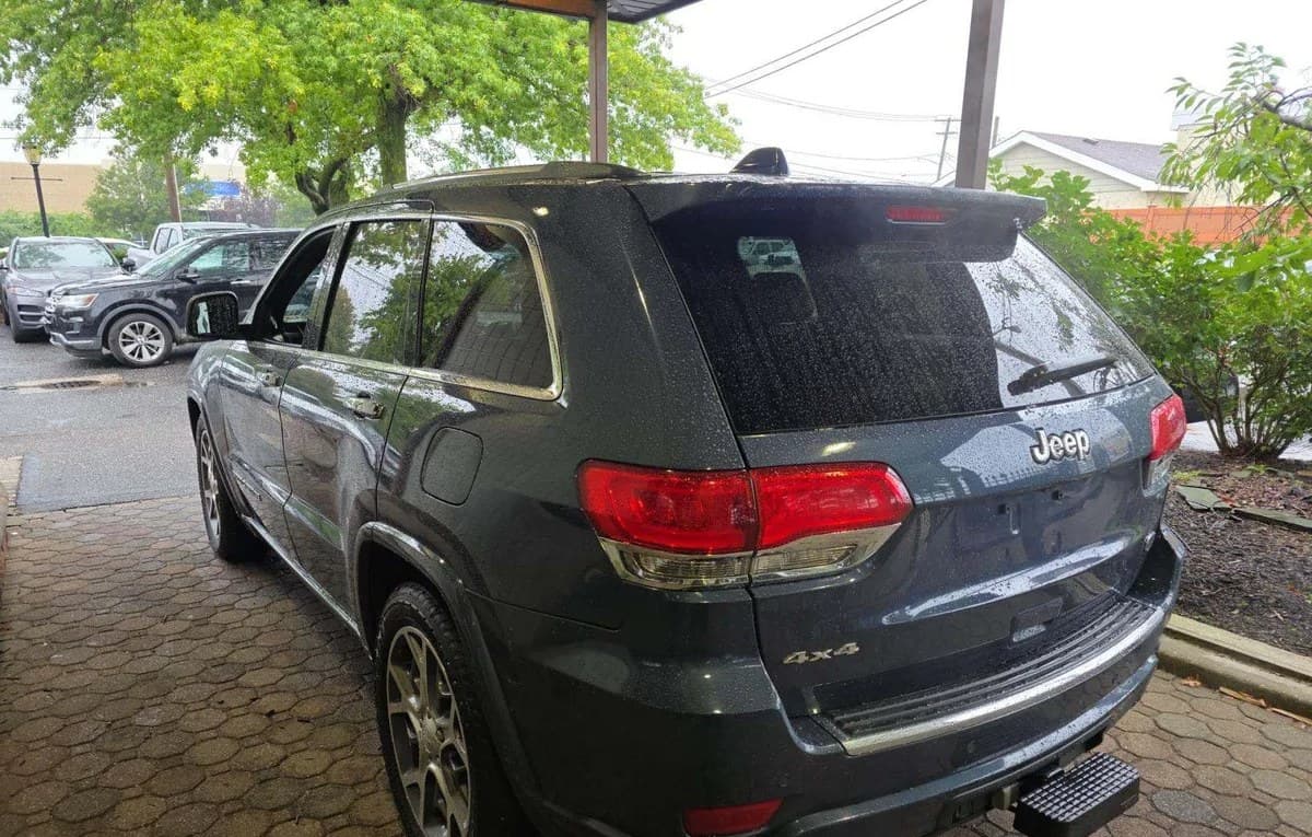 2020 JEEP GRAND CHEROKEE Overland 3