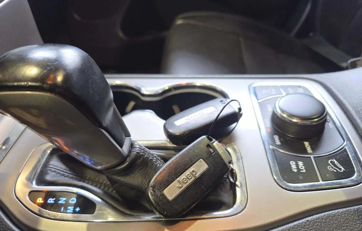 2020 JEEP GRAND CHEROKEE Overland 5
