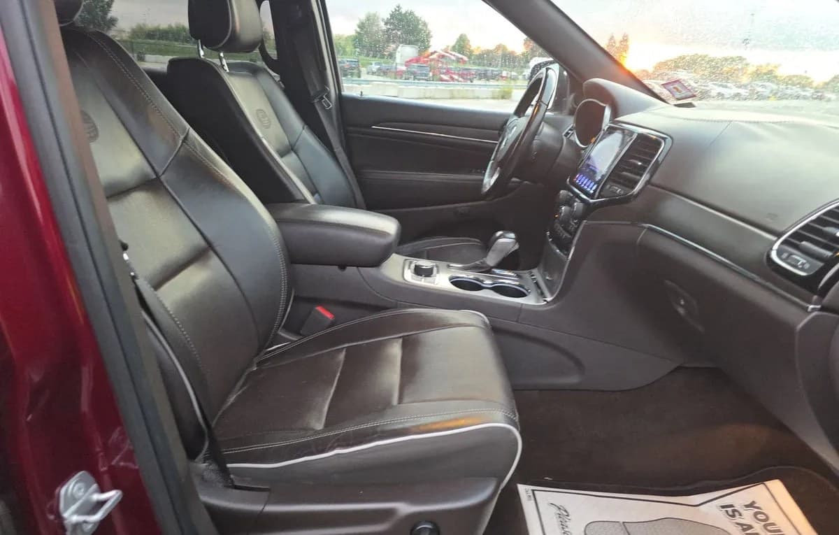 2019 JEEP GRAND CHEROKEE Overland 5