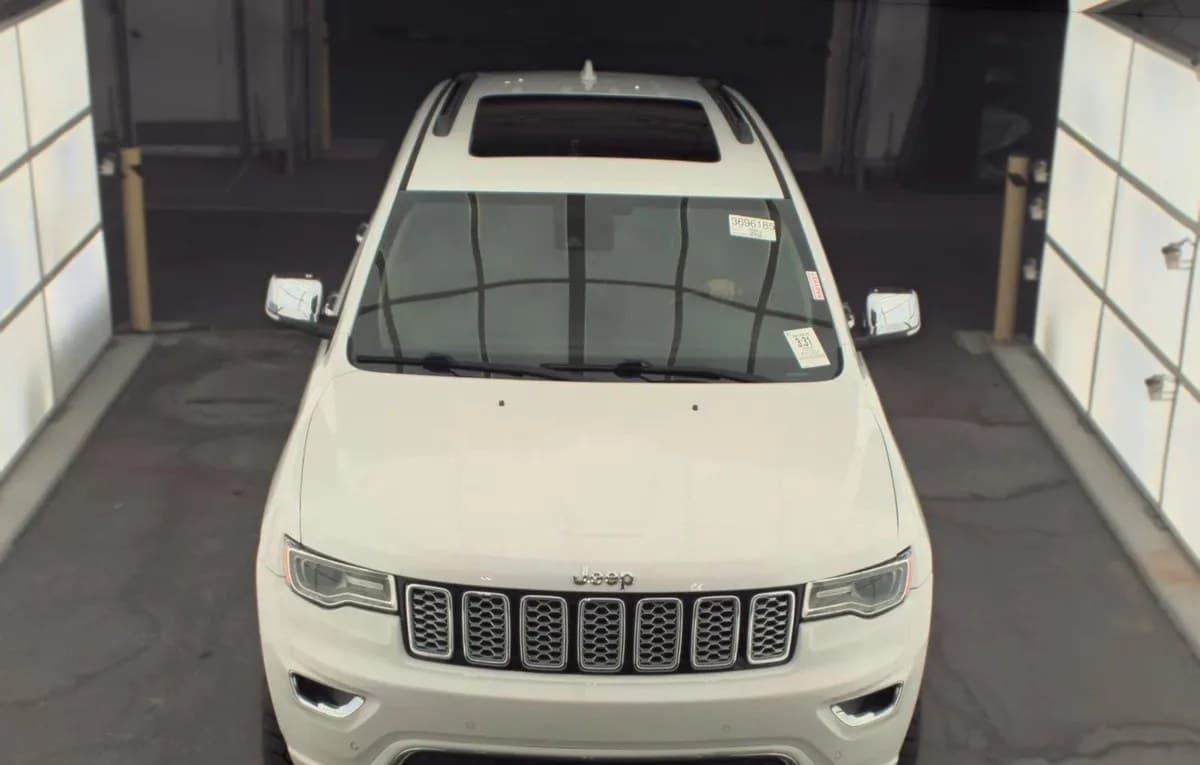 2020 JEEP GRAND CHEROKEE Overland 3