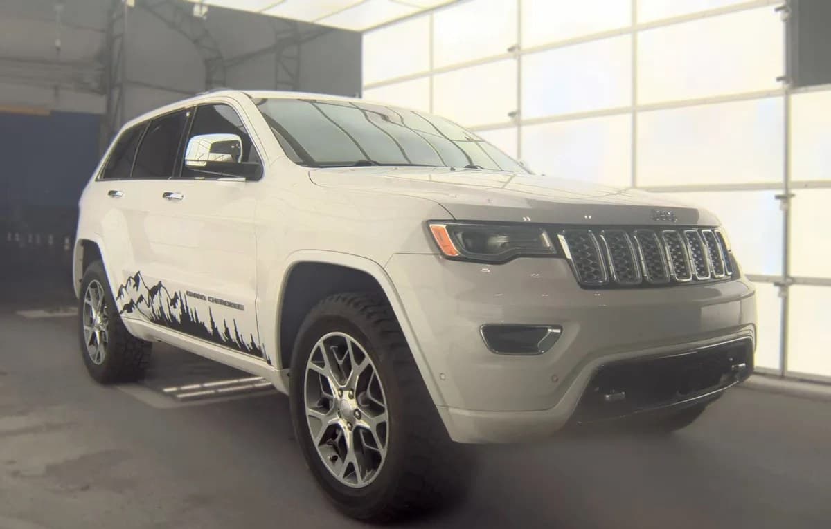 2020 JEEP GRAND CHEROKEE Overland 4