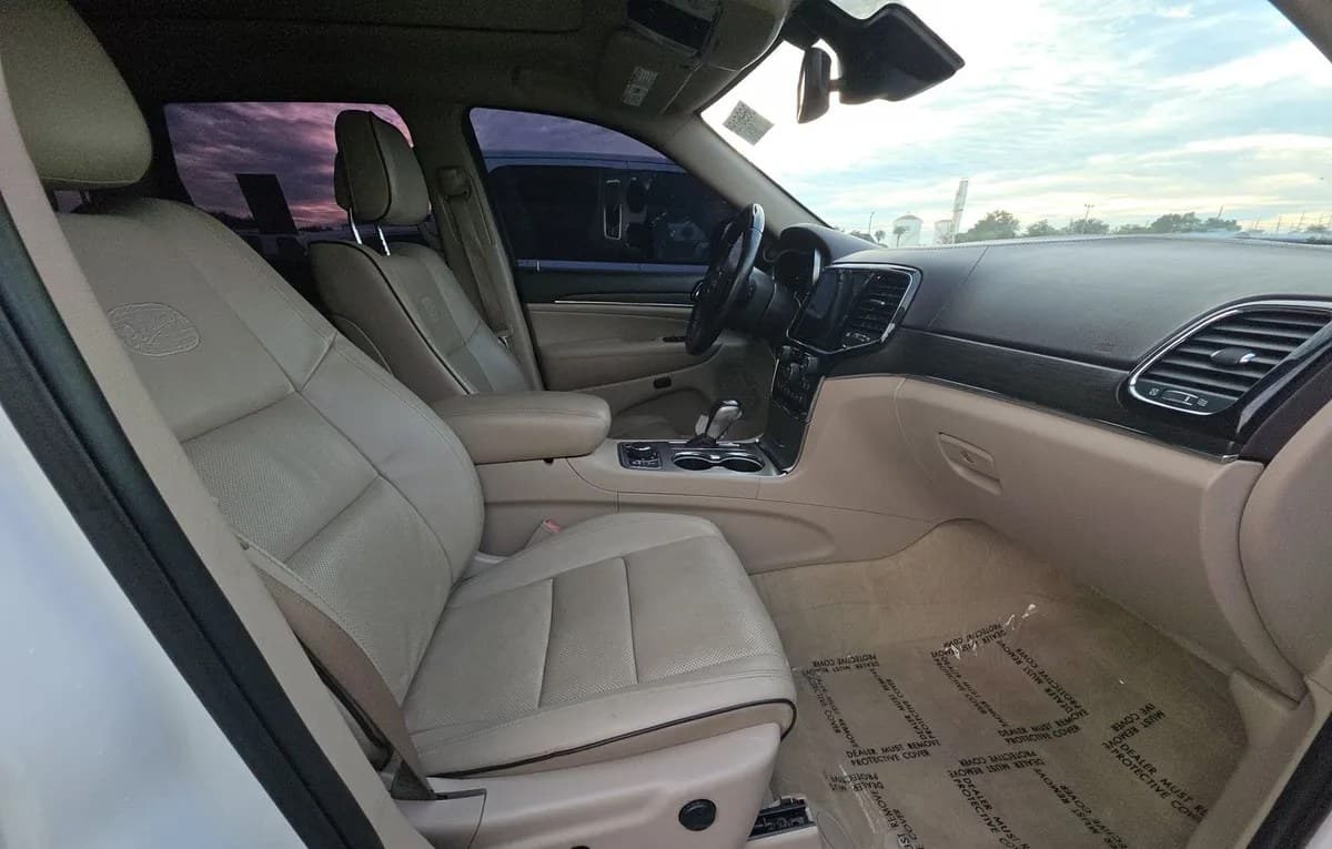 2020 JEEP GRAND CHEROKEE Overland 5
