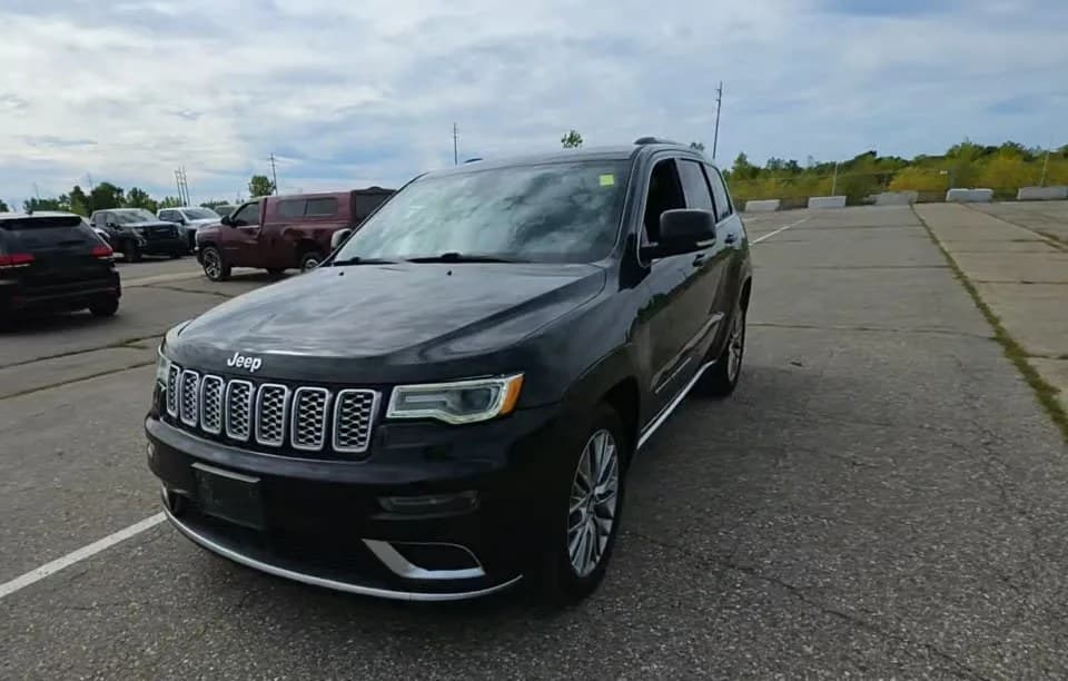 2017 JEEP GRAND CHEROKEE Summit 2