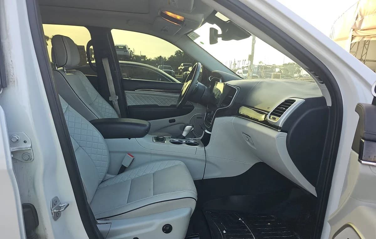 2021 JEEP GRAND CHEROKEE Summit 5