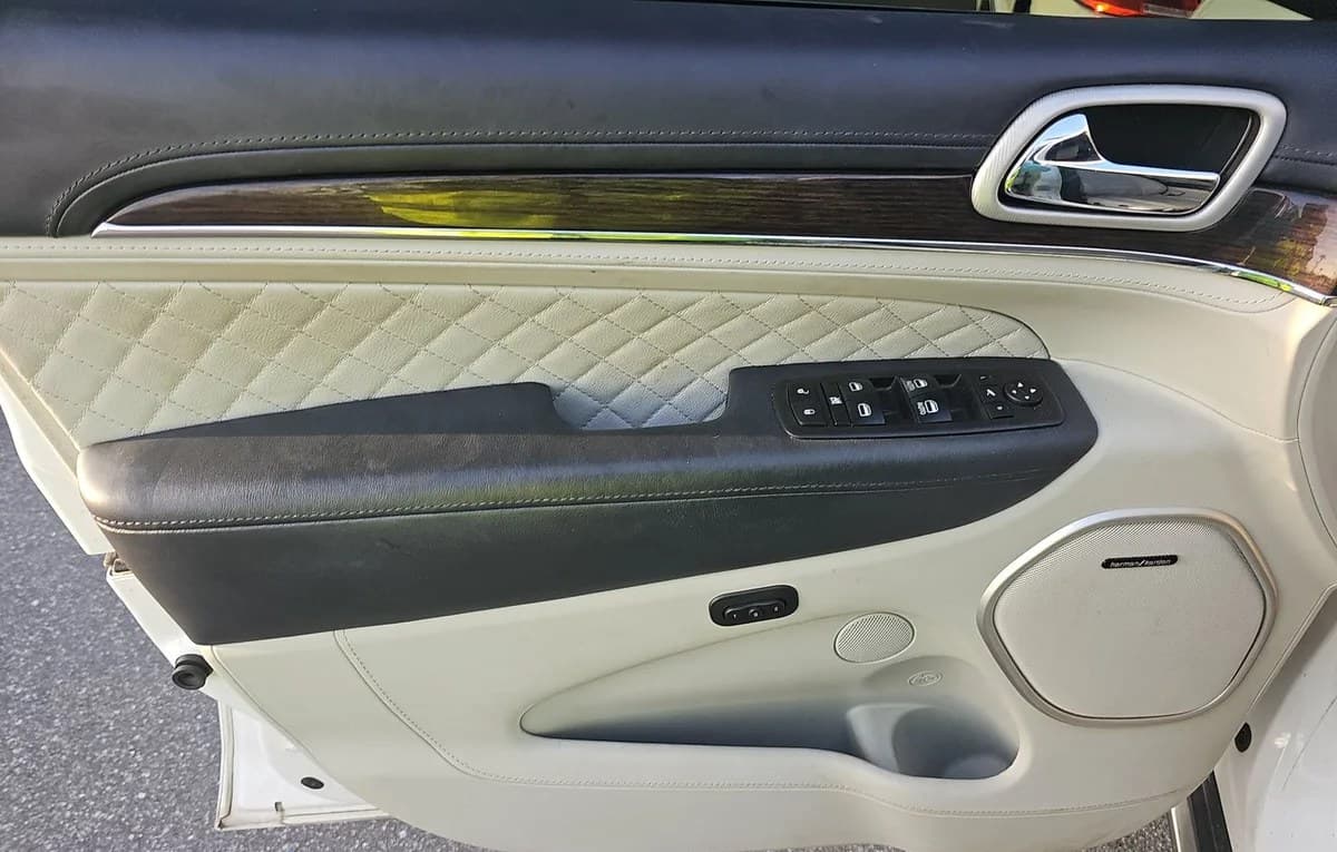2021 JEEP GRAND CHEROKEE Summit 6