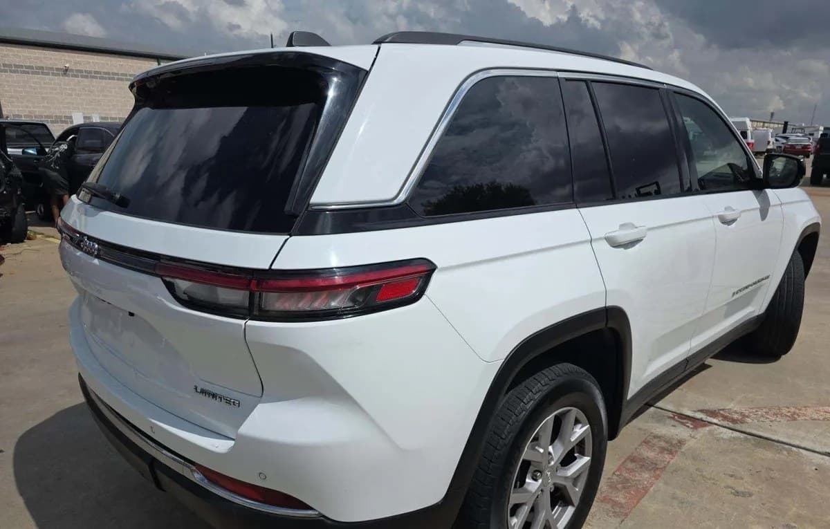 2022 JEEP GRAND CHEROKEE Limited 4